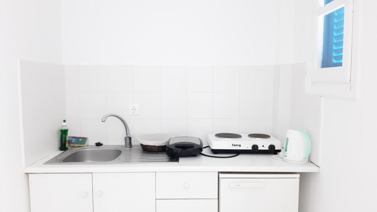 Bizas Rooms & Studios باروس المظهر الخارجي الصورة