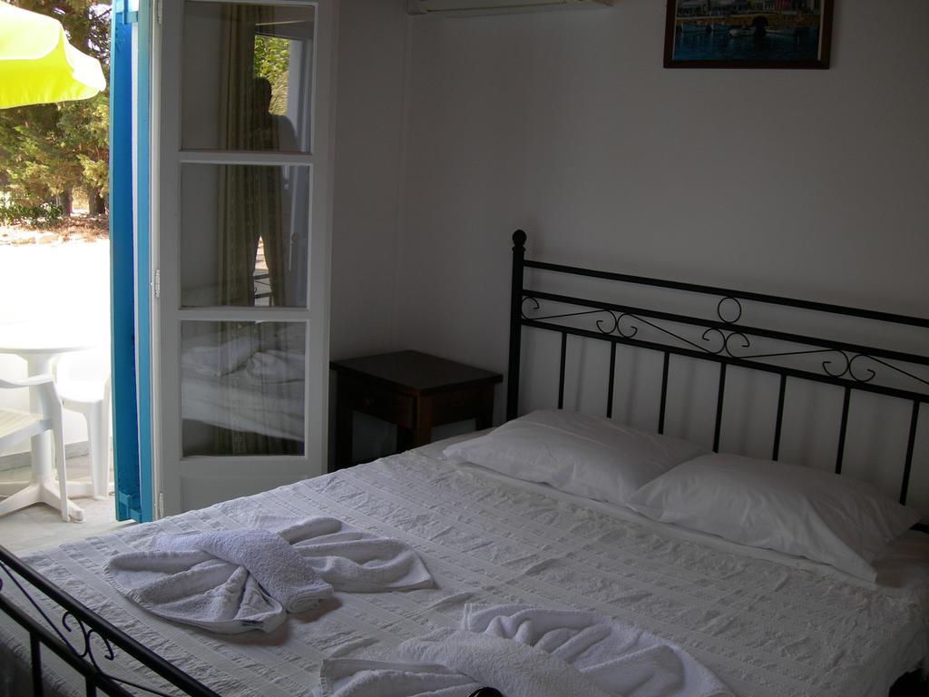 Bizas Rooms & Studios باروس المظهر الخارجي الصورة