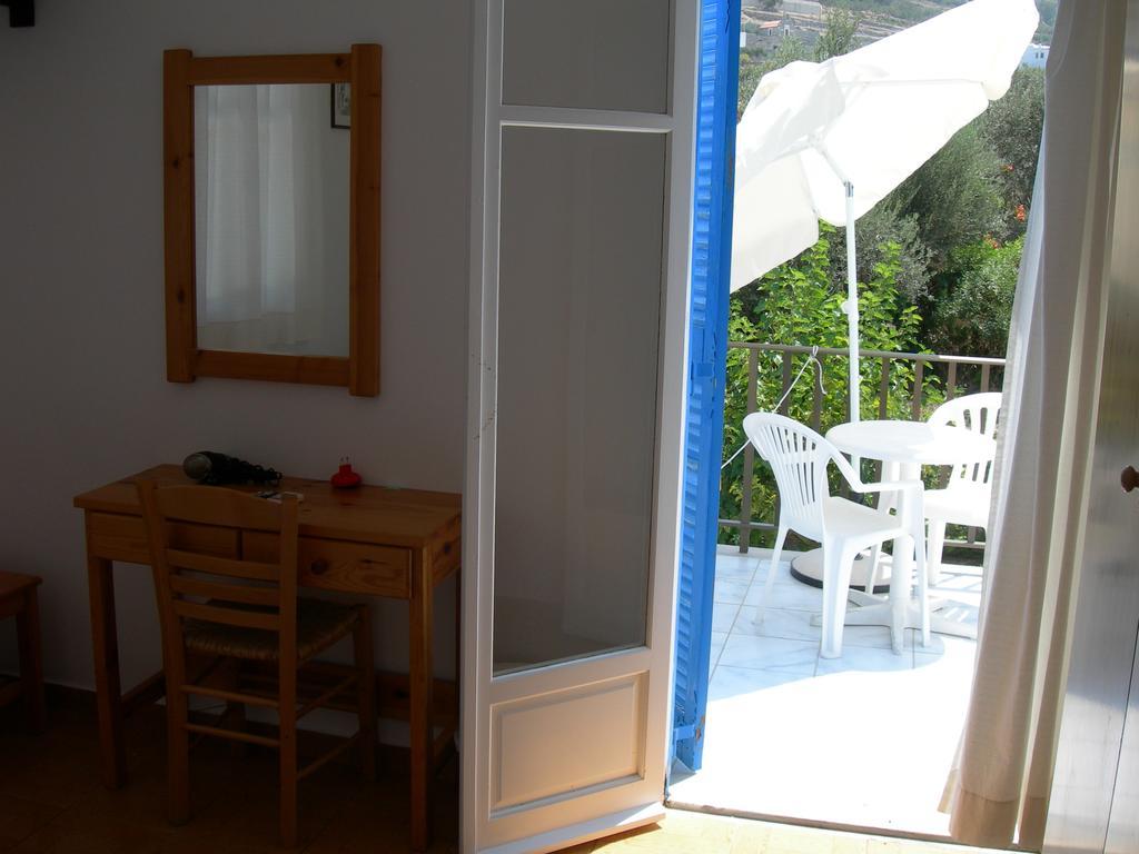 Bizas Rooms & Studios باروس المظهر الخارجي الصورة